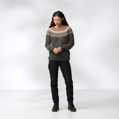 5---Ovik_Knit_Sweater_W_89941-662_F_MODEL_FJR