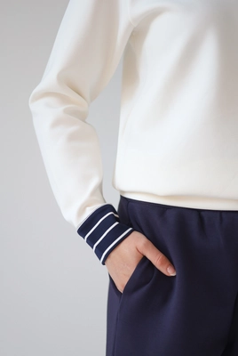 13---Stripe-Button-Polo-Sweather-Off-White.jpg4