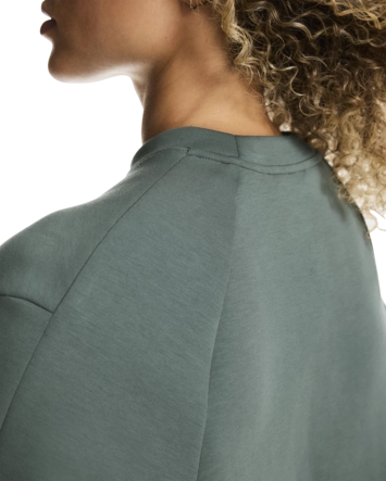 2---1WF30380153-focus_tech_crew-fw25-olive-w-4x5-tr-g5