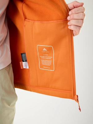 10---CORTAZU_AR_FLEECE_9M_Burnedorange_Men_19
