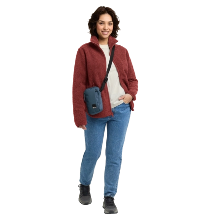 10---A65073_J0211_3-ma110-high-curl-jkt-w-merlot