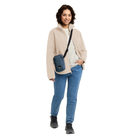 11---A65073_A0084_3-ma110-high-curl-jkt-w-oyster