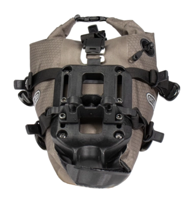 8---ORTLIEB-SEAT-PACK-QR-F9907-BACK2-_no-bg