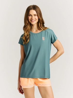 5---73661002_477_model_front-half_01