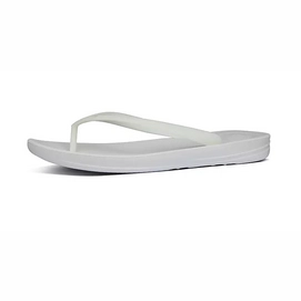 FitFlop Men iQushion Ergonomic Flip-Flops White