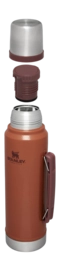 Web_PNG_Square-The_Legendary_Classic_Bottle_1.1QT_-_Hammertone_Clay_-_Hero_Exploded-_no-bg