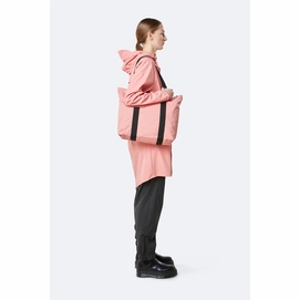 1225_Coral_Women_2