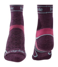 2---710200_Trail_Run_Lightweight_T2_Merino_Sport_3_4_Crew_Wmns_260_Charcoal_Purple_fb-_no-bg