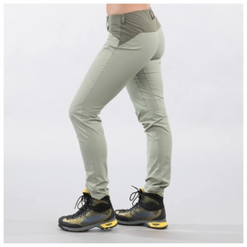 3---bergans-womens-utne-v5-pants-trekkingbroek-detail-3