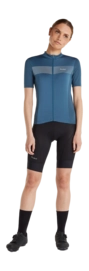 4---1636000_408_model_front-full_01