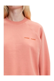 5---GITTA_CREW_NECK_10902_-_CORAL_HAZE_-_M3-_no-bg