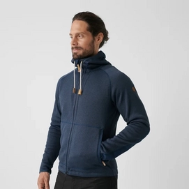 ovik_fleece_hoodie_m_82252-560_e_model_fjr