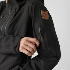 13---keb_eco-shell_jacket_w_89600-550_h_detail_fjr