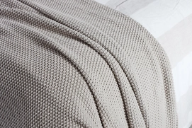 5---Faro_plaid_mud_detail