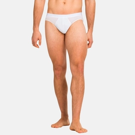 4---141192_10000_Model_Front_Crop