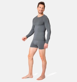 5---188782_15700_Model_Front_FullBody