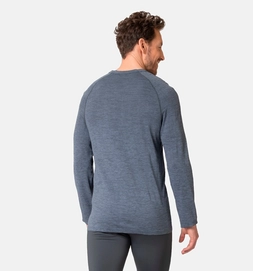2---313932_10841_Model_Back_Crop