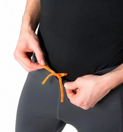 6---323312_22200_Model_Detail_Crop