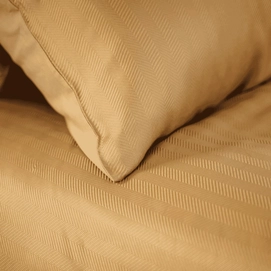 4---akemi_taupe