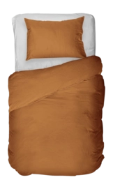 3---kiyo-donkertaupe-1pers_1-_no-bg