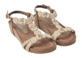 Beige 2-_no-bg