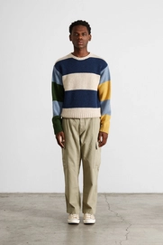 clownsweater_180web_1200x1800