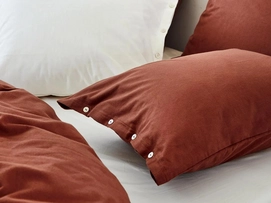7---mood-velvet-flanel-red-velvet-2