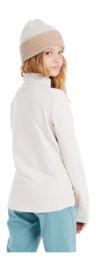 4---3910200_106_model_back-half_01-_no-bg