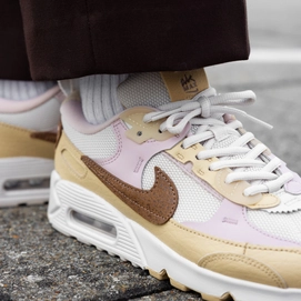 3---air-max-90-futura-light-orewood-brown-sesame-pink-oxford_php5uO1Z2-800