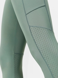 3---3028_8a99bf3360-1911916-626000_adv-essence-tights-2-w_closeup3-original