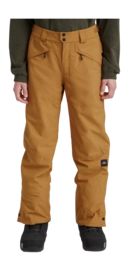 3---2550108_17019_01_MODEL-_no-bg