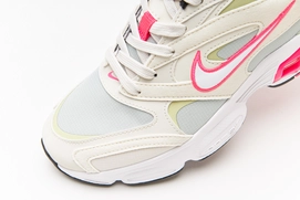 8---zoom-air-fire-light-silver-hyper-pink-olive-aura-white_phpWd3MBZ