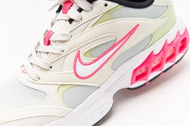 9---zoom-air-fire-light-silver-hyper-pink-olive-aura-white_phpwUvtfT