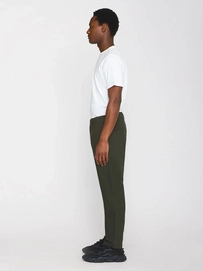 4---CHUCK_regular_twill_chino_pants-Pants-1070053-1090_Forrest_Night-3_1350x1800