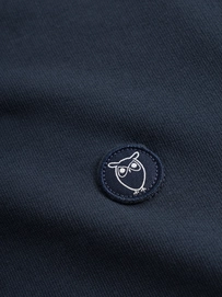 8---Basic_badge_sweat-Sweats-30518-1001_Total_Eclipse-7_1350x1800