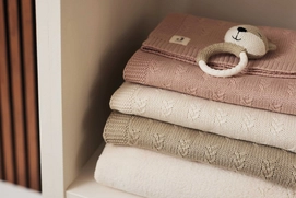 3----Jollein-Grain-Knit-wieg-en-ledikant-dekens-bij-Grasonderjevoeten-6-scaled