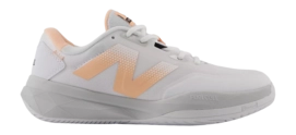 Chaussure de Padel New Balance Femme Fuelcell 796V4 Padel White Guava Ice Brighton Grey