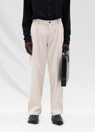 5---twill-trousers-cream-half-body-2