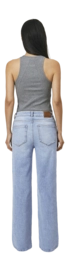 3---D6Ivi_logo_tank_top_8-_no-bg
