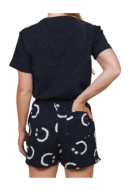 3---smiles-black-korte-broek-dames-snurk-3-_no-bg