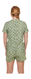 3---cozy-cactus-v-neck-t-shirt-dames-snurk-4-_no-bg