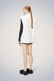 5---Giron_Vest-Vests-19410-30_Powder-17_1855a868-aa61-4cf6-bbbd-1602c1880ebe