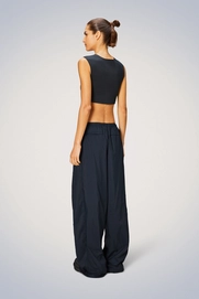 5---Naha_Pants_Wide-Pants-19610-47_Navy-7_254eeff9-68c8-45bc-9ae0-43866ffa0e49