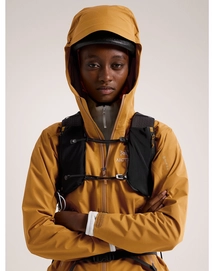 S24-X000006716-Beta-LT-Jacket-Yukon-Women-s-Hood-Up