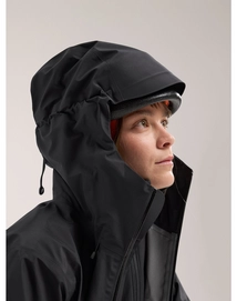 S24-X000006716-Beta-LT-Jacket-Black-Women-s-Hood