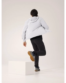 S24-X000007741-Gamma-Lightweight-Hoody-Solitude-Full-Body
