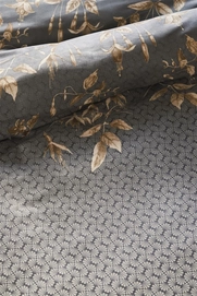 4---Khai_Anthracite-40_Detail