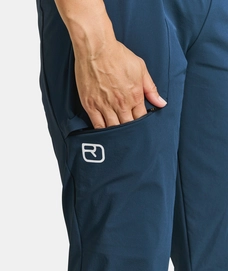 4---62644-54201-PIZ_SELVA_PANTS_W_deep_ocean-D-03 (2)