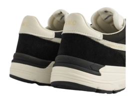 4---OSIERS-STRIKEBLACKheel-YP02015-_no-bg