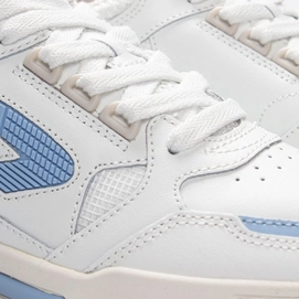 thrill-white-clear-sky-off-white-milky-gum-5